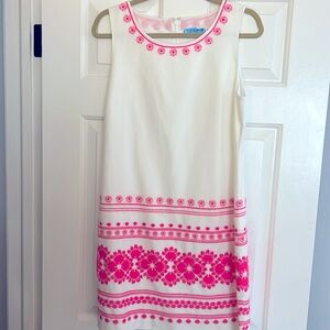 Vineyard Vines Embroidered Linen Dress